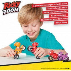 T20048A The Zoom Family Pack $43.01 Play Figure Playsets