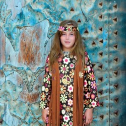 Kids Hippie Costume Set for Girls 60s 70s Hippie Dress Peace Sign Hippie Party Accessories for Halloween Cosplay Party $40.70...